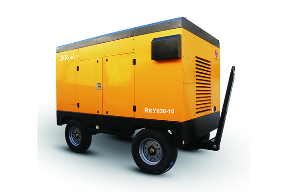 China Two Stage Diesel Driven Screw Air Compressor for Sandblasting