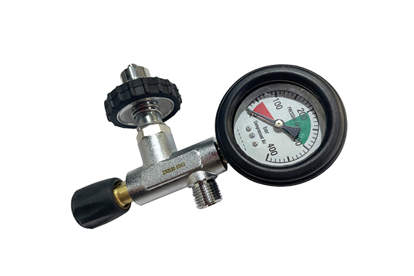 High pressure breathing gas cylinder filling valve with pressure gauge