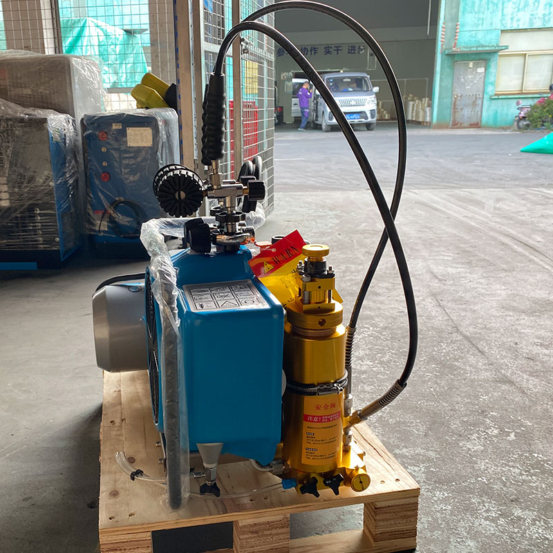 150L/min 200/300bar high pressure breathing compressor GDR-150E