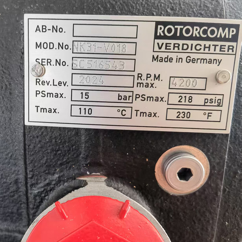 Screw Air Compressor Head Germany Original ROTORCOMP Screw Air End NK31-V018