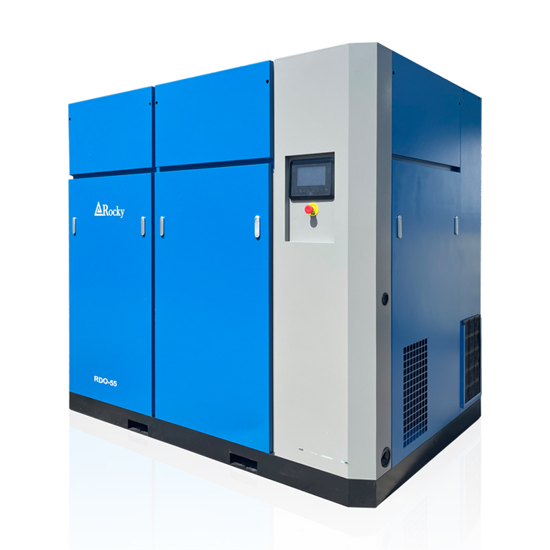 What factors should be paid attention to when selecting a screw air compressor?
